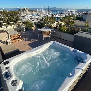 Penthouse Vue Mer Et Jacuzzi Privé Antibes