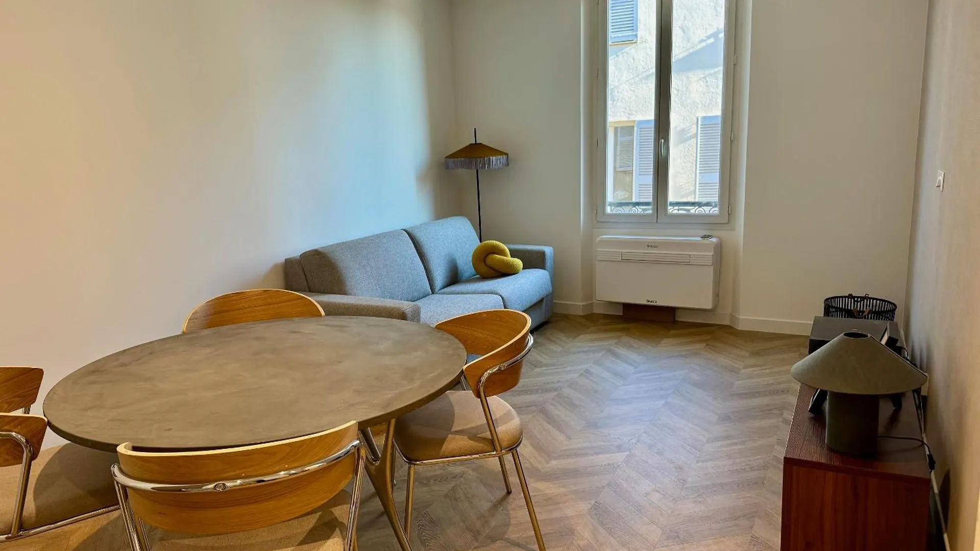 Apartment Appartement Retro Dans Le Centre Antibes